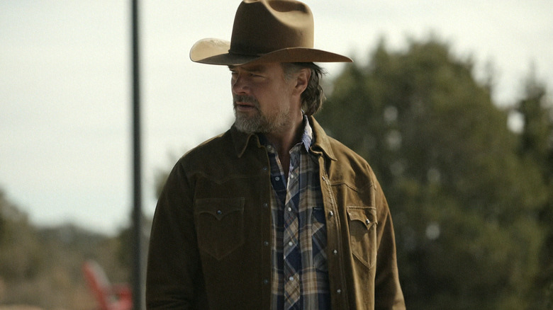 Josh Duhamel's Staten Kirkland stands outside looking off to his right in Ransom Canyon