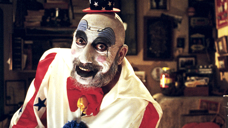 House of 1000 Corpses captain spaulding smiling