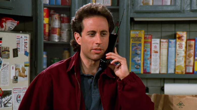 Jerry Seinfeld on the phone in Seinfeld