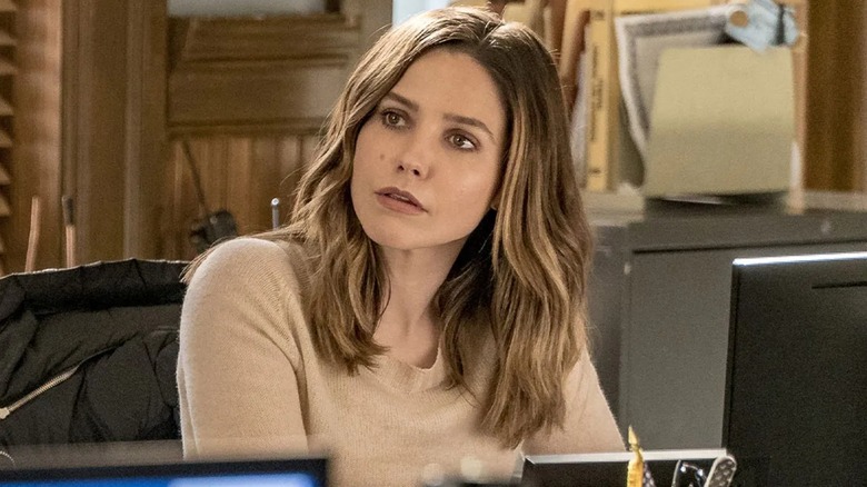 Sophia Bush's Erin Lindsay at her desk on Chicago P.D.