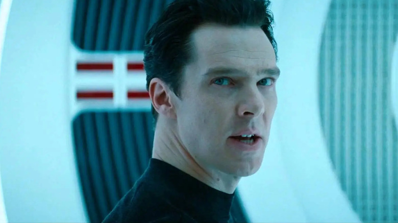 Benedict Cumberbatch as Khan looking over his shoulder in Star Trek Into Darkness