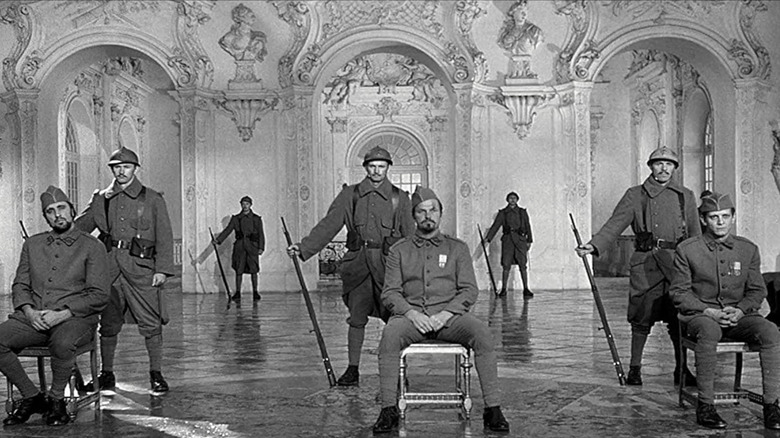 Three soldiers face execution in 'Paths of Glory'