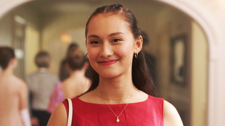 Lula Tong Isabel "stomach" Conclin smiles in the closest in the summer, turned into beautiful
