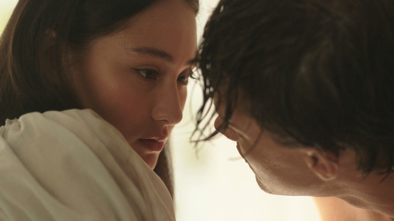Lula Tong Isabel "stomach" Conclin tends to kiss Konrad Fisher Christopher Bernie in the summer, turned to Jamila