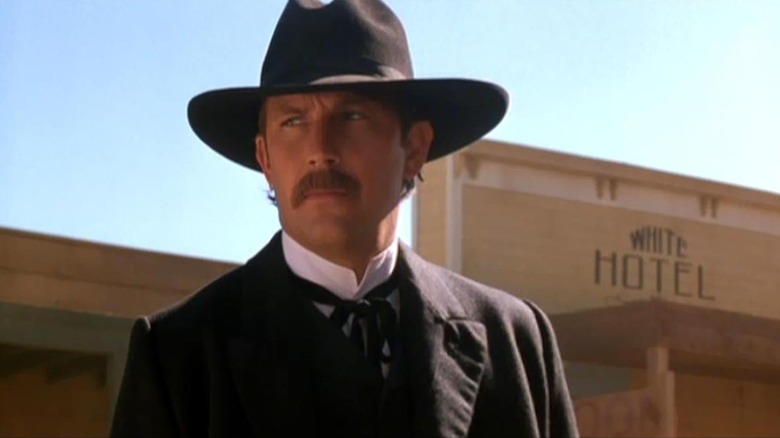 Kevin Costner Wyatt Earp