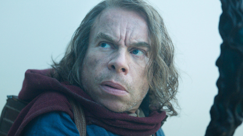 Warwick Davis in Willow (2022)