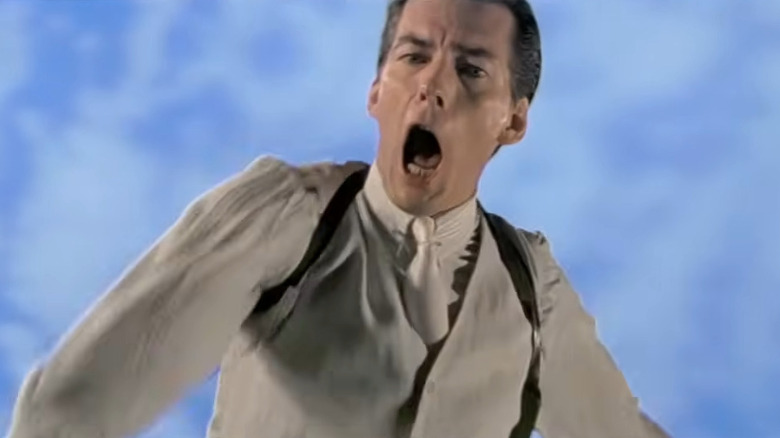 Frank Nitti (Billy Drago) screaming while falling off a building in The Untouchables
