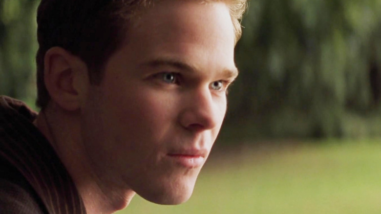 Shawn Ashmore as Bobby/Iceman looking alert in X-Men (2000)