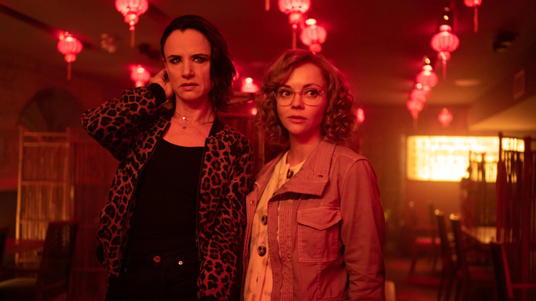 Juliette Lewis and Christina Ricci in Yellowjackets