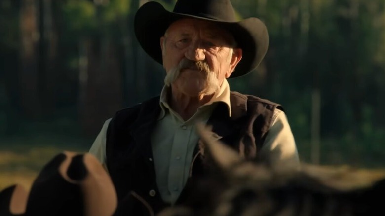 Wade Morrow sitting on his horse on "Yellowstone"