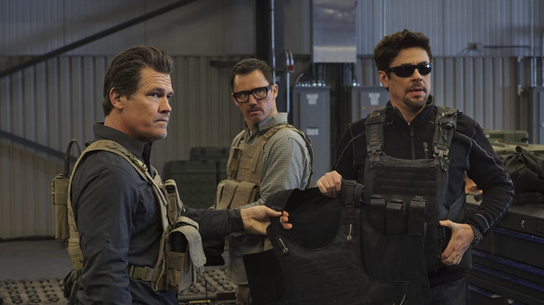 Josh Brolin as Matt, Jeffrey Donovan as Steve, and Benicio del Toro as Alejandro in Sicario: Day of the Soldado.