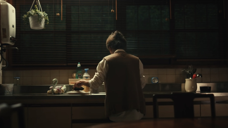Youn Yuh-Jung in the kitchen