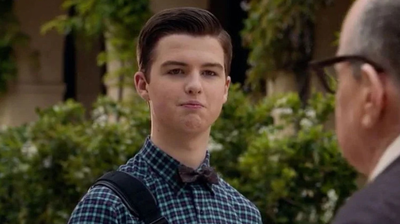 Iain Armitage's Sheldon Cooper wearing a bow tie on Young Sheldon