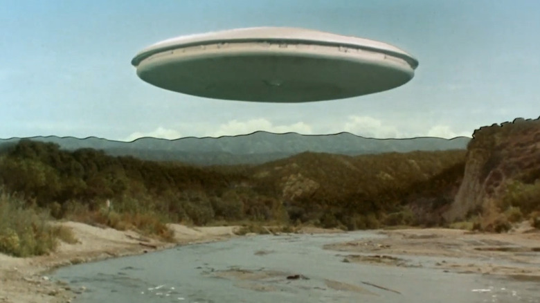 Een bezoekersschip in V