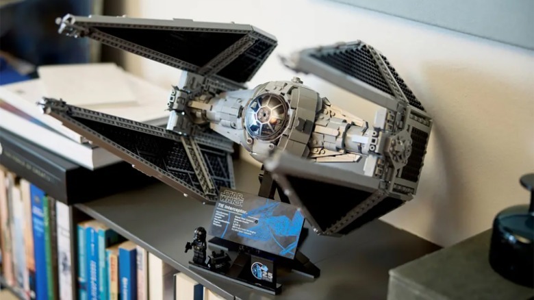 LEGO Star Wars UCS TIE Interceptor