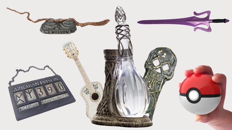 Miscellaneous Movie & TV Prop Replicas