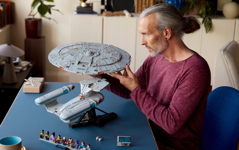 LEGO Star Trek The Next Generation Enterprise-D set