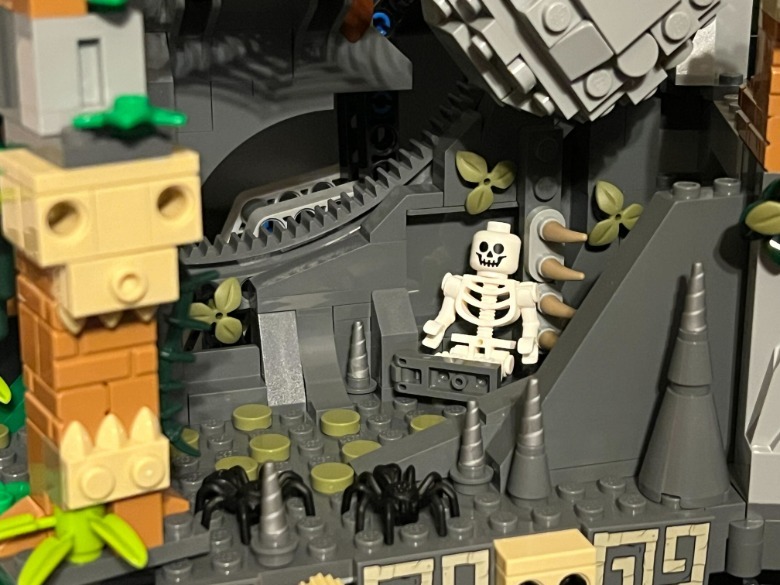 LEGO Indiana Jones Temple of the Golden Idol