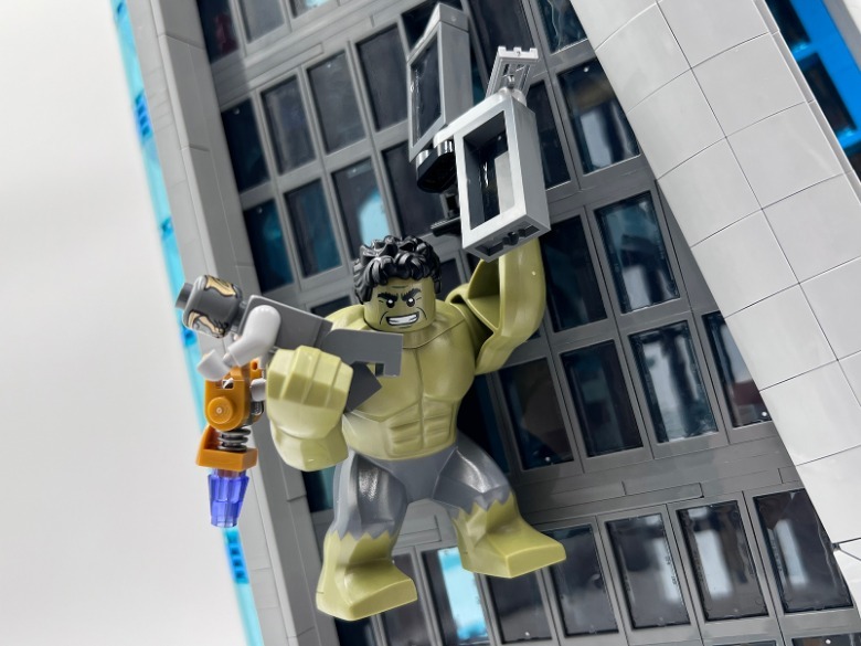 LEGO Avengers Tower Hulk hanging out a window