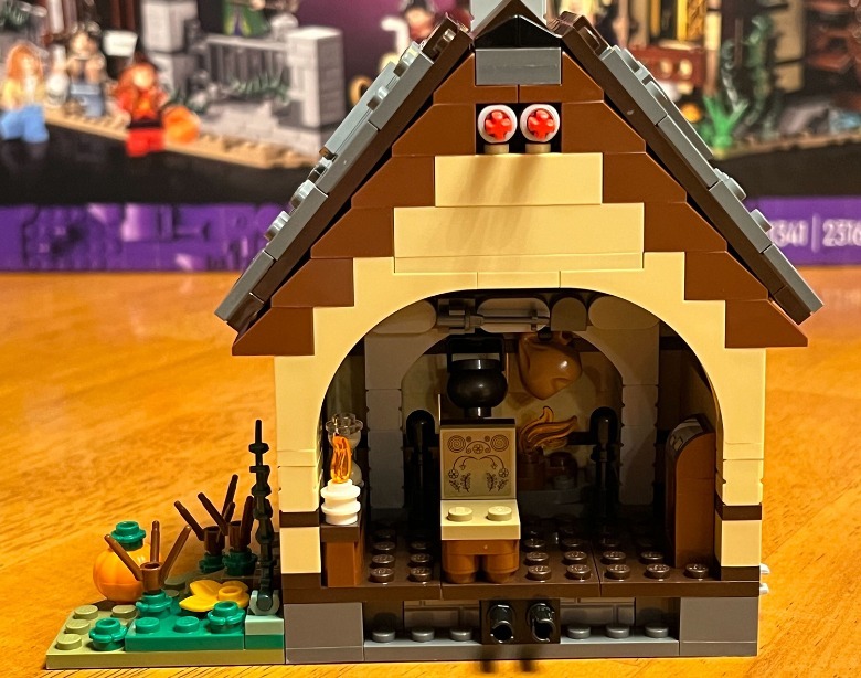 LEGO Hocus Pocus Sanderson Sisters Cottage