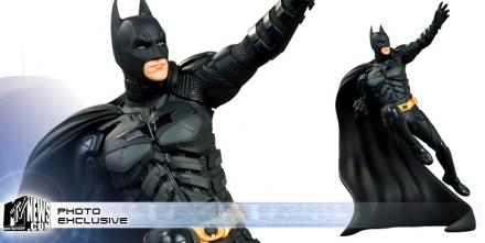 03_batman_statue1.jpg