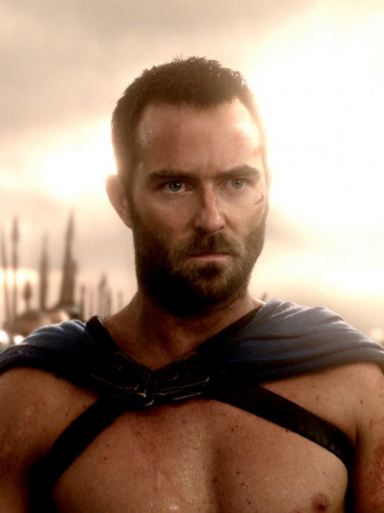 300empirefirstlookthemo-3_4