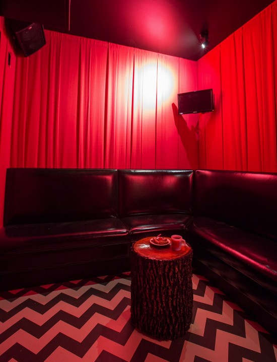 Highball Karaoke Rooms: The Black Lodge