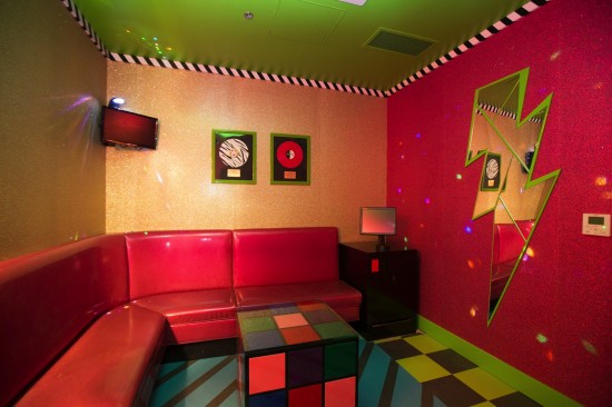 Highball Karaoke Rooms: Truly Outrageous 