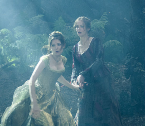 Anna Kendrick Emily Blunt Into the Woods