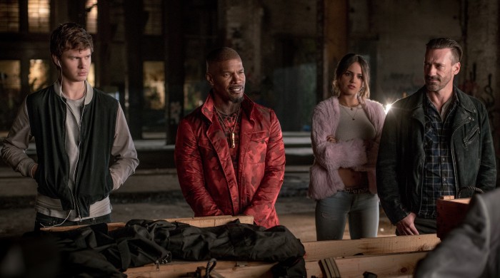 Baby Driver - Baby (Ansel Elgort), Bats (Jamie Foxx), Darling (Eiza Gonzalez), Buddy (Jon Hamm) standing