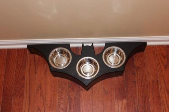 Bat-Symbol-Food-Dish