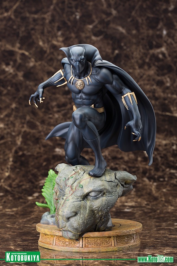 Black Panther statue