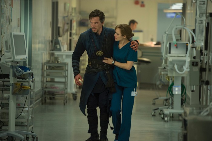 Benedict Cumberbatch and Rachel McAdams in Doctor Strange