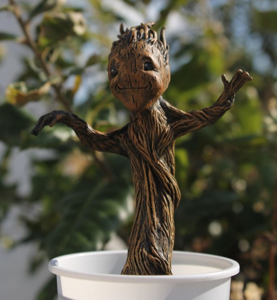 Dancing Groot