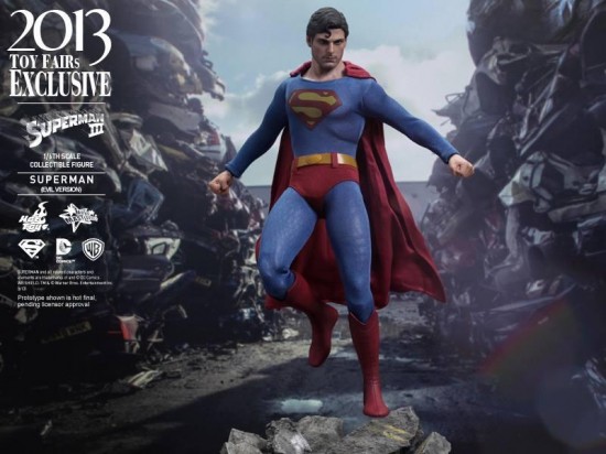 Evil Superman Hot Toys