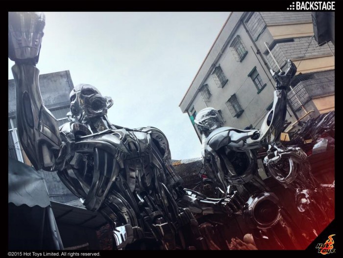 Hot Toys Ultron Big