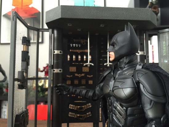 Hot Toys The Dark Knight Batman Armory Sixth Scale Figure Set