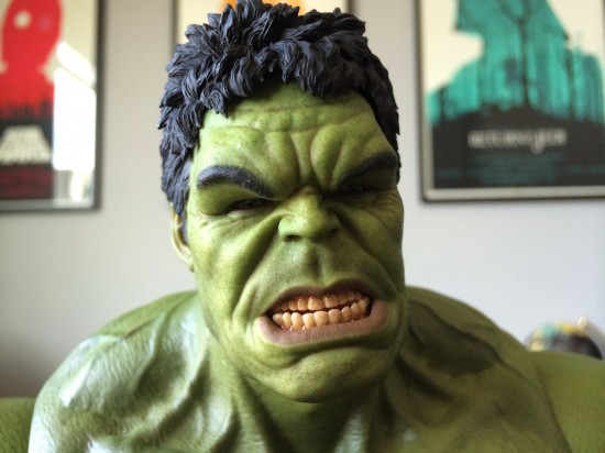 Hulk Sixth Scale Figure