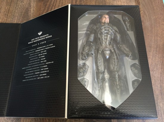 Hot Toys Man Of Steel General Zod Sixth Scale Figure box