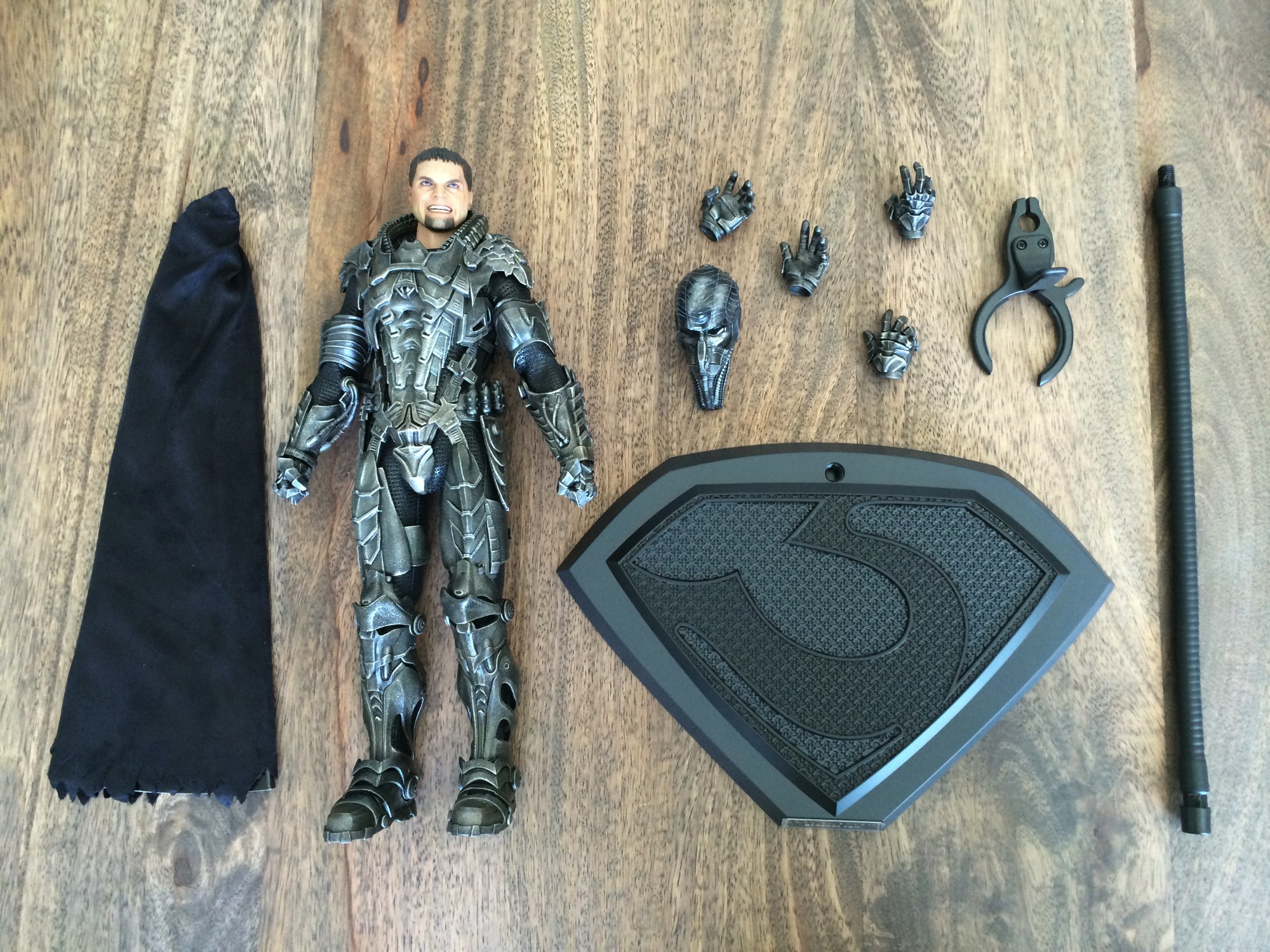Cool Stuff: Hot Toys 'Man Of Steel' General Zod Sixth Scale Figure