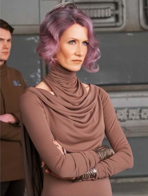 Laura-Dern-Holdo