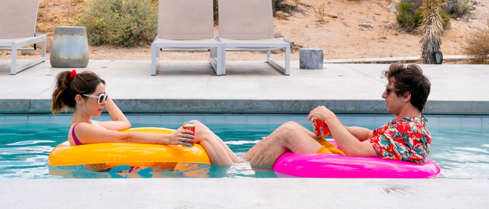 Palm Springs Review: A Hilarious Time Loop Rom-Com – /Film