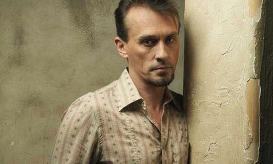 Robert Knepper