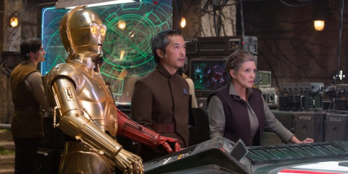 Star Wars The Force Awakens - C3PO, Admiral Statura (Ken Leung), and General Leia Organa (Carrie Fisher)