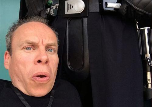 Warwick Davis Star Wars selfie 2