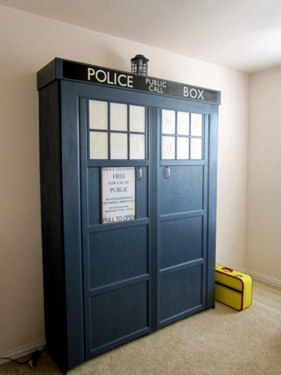 TARDIS Fold-Down Bed