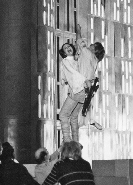 Great vintage behind the scenes shot from Star Wars