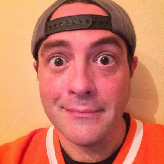 Beardless Kevin Smith Yoga Hosers