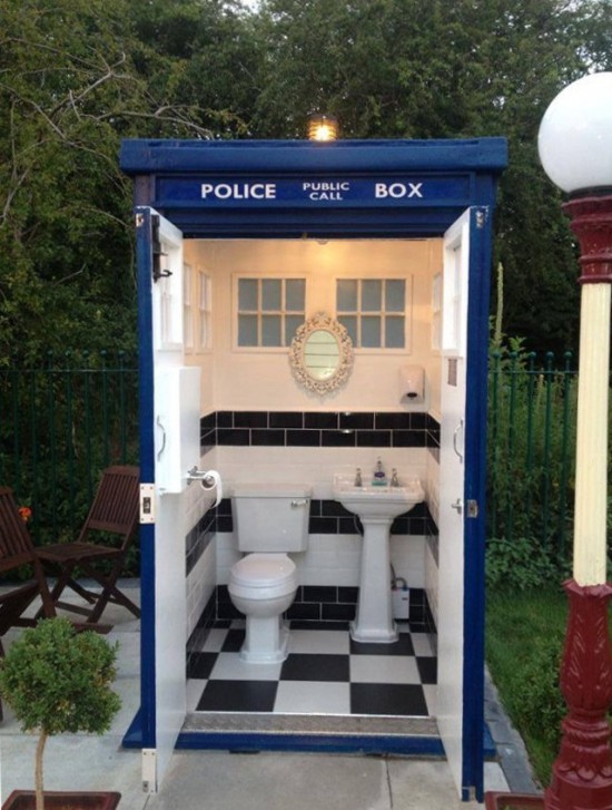 TARDIS Bathroom