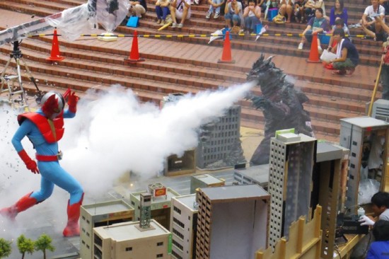 Godzilla Filmmakers Teach Tokusatsu at Osaka University of Arts